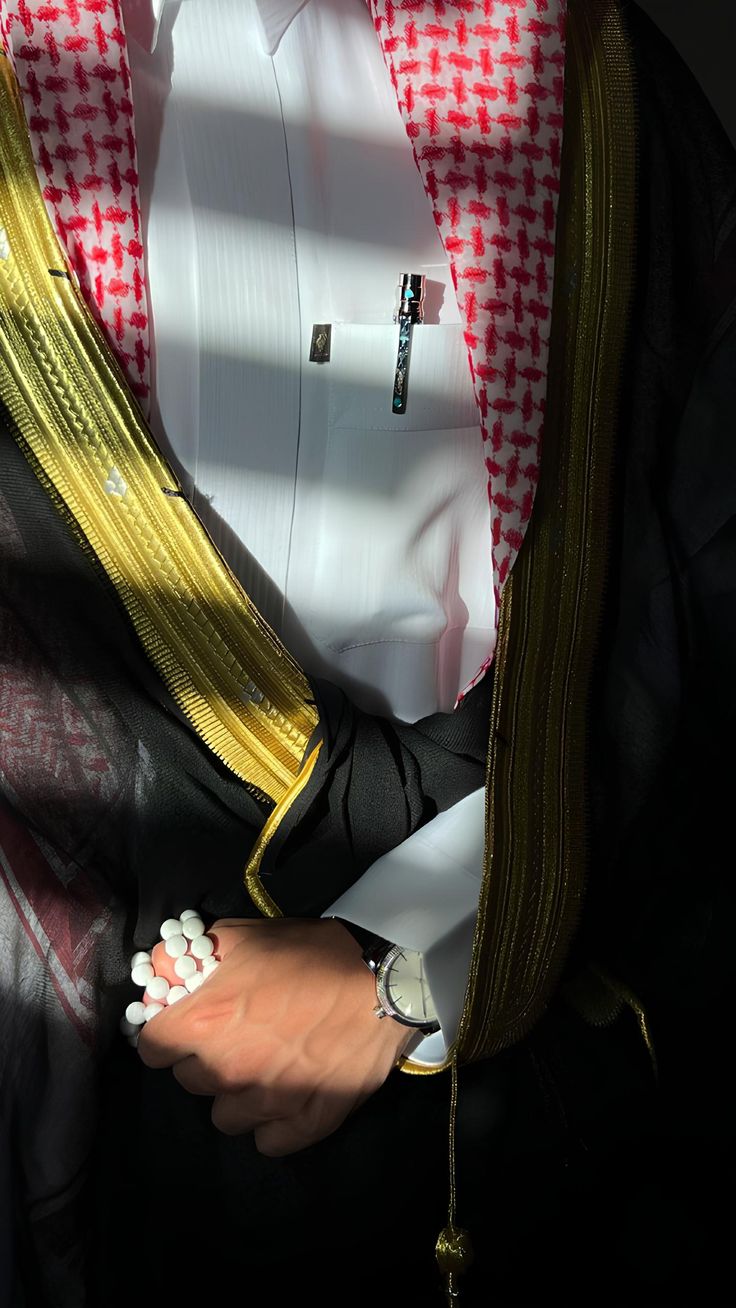 باقة الثانية تشمل : ضيافه + تصوير + ايقاف السيارات